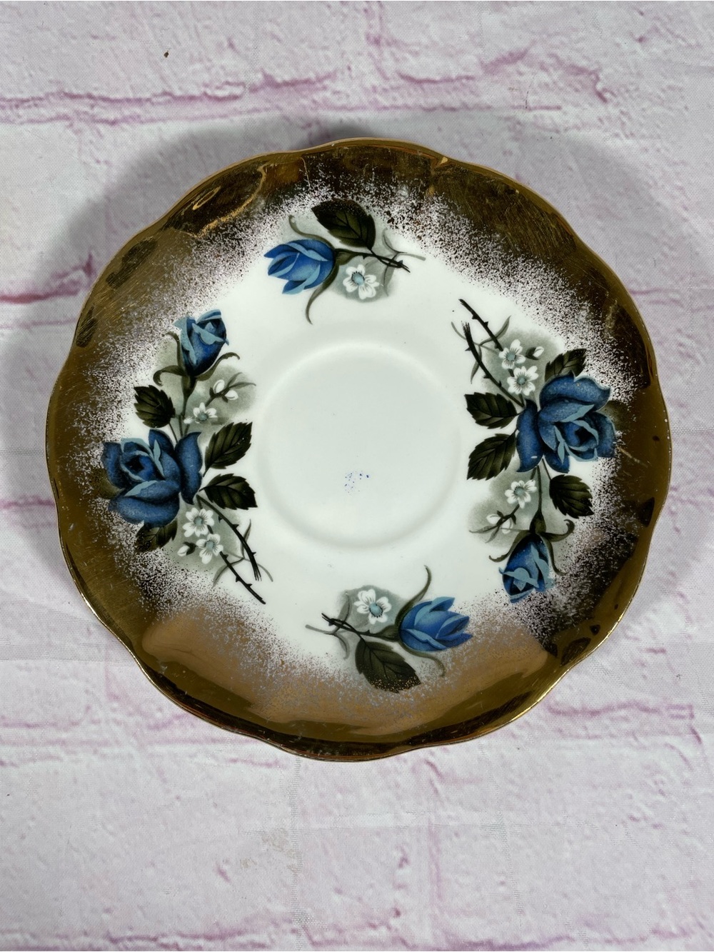 Vintage Taylor & Kent Elizabethan Blue Floral Gold Gilt Teacup and Saucer Set - Picture 6 of 10